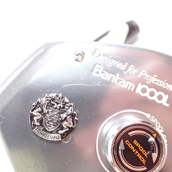 バンタム１０００Ｌ（右）